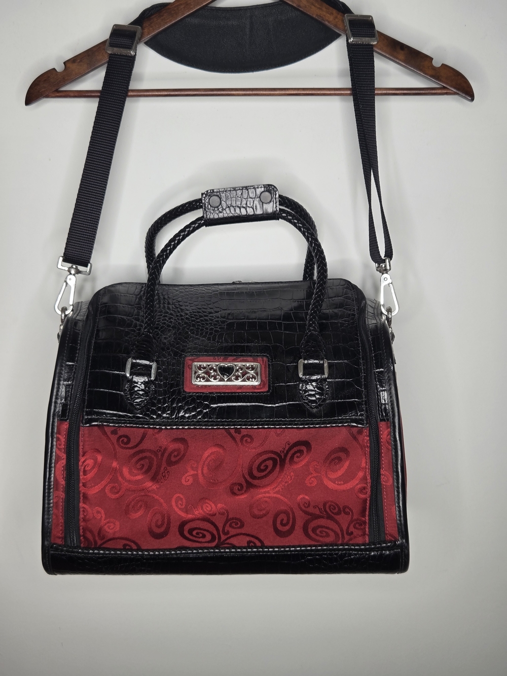 Brighton Vintage Red Black Jacquard Croc Embossed Leather Cosmetic Travel Bag